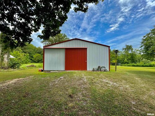 000 1st East St, Logan, IL, 62856 | Card Image