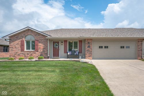 114 Asbury Dr, Anderson, IN, 46013-4868 | Card Image