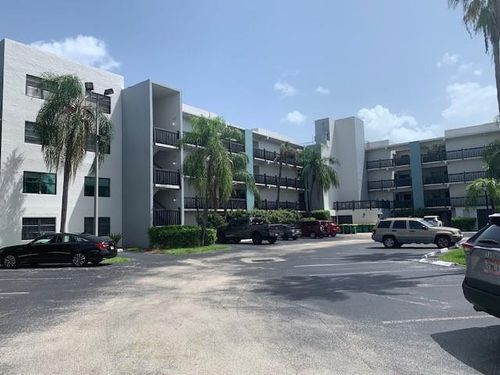 217-1021 Mockingbird Ln, Plantation, FL, 33324-3410 | Card Image