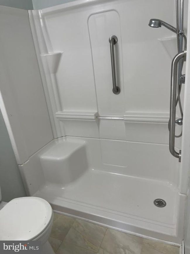 182 Elmtowne Blvd, Home with 1 bedrooms, 1 bathrooms and null parking in HAMMONTON NJ | Image 9