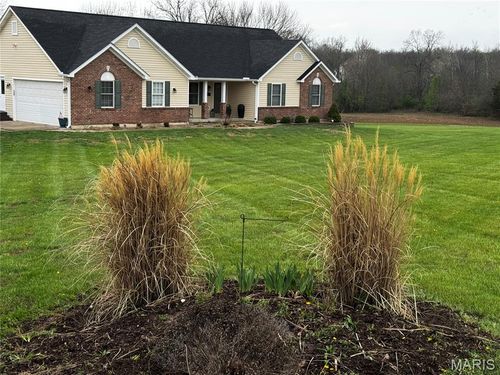 110 Bruning Ln, Troy, MO, 63379-2473 | Card Image