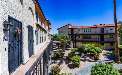 94-2080 Karen Ave, Las Vegas, NV, 89169-1776 | Card Image