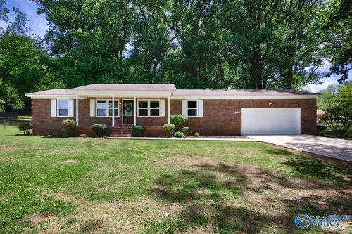 223 Sanderson Rd, Meridianville, AL, 35759-2030 | Card Image