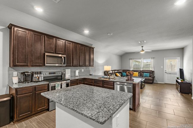 7639 Coffee Ml, House other with 3 bedrooms, 3 bathrooms and null parking in San Antonio TX | Image 10