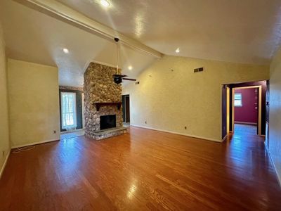 1003 Louise, House other with 4 bedrooms, 2 bathrooms and null parking in Nederland TX | Image 3