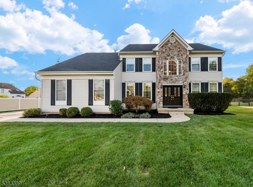 3 Lori Ct, Somerset, NJ, 08873-2799 | Card Image