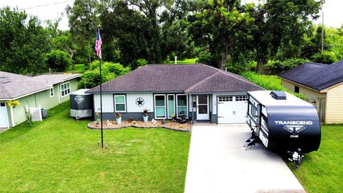 318 Acacia St, Lake Jackson, TX, 77566-5804 | Card Image