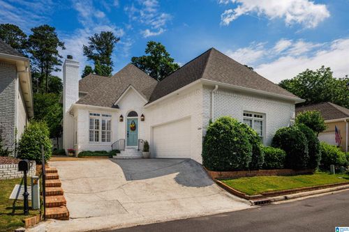 3136 Wellington Pkwy, Vestavia, AL, 35243-4848 | Card Image