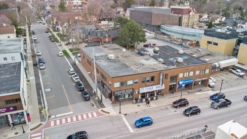 15171 Yonge St, Aurora, ON, L4G1M1 | Card Image