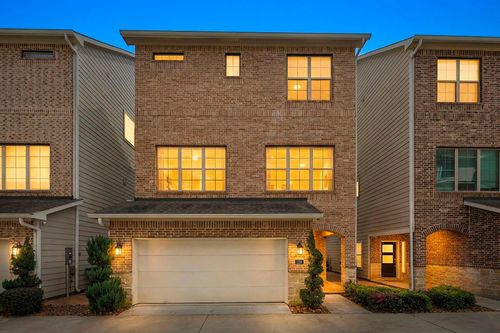 1216 Murrayhill Dr, Houston, TX, 77043-4240 | Card Image
