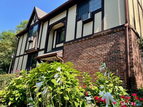 123-50 Aiken St, Norwalk, CT, 06851-2005 | Card Image