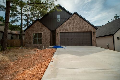 308 S Happy Hollow Rd, Fayetteville, AR, 72701-4515 | Card Image