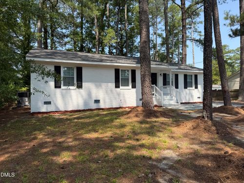 108 N Glendale Dr, Rocky Mount, NC, 27801-6221 | Card Image