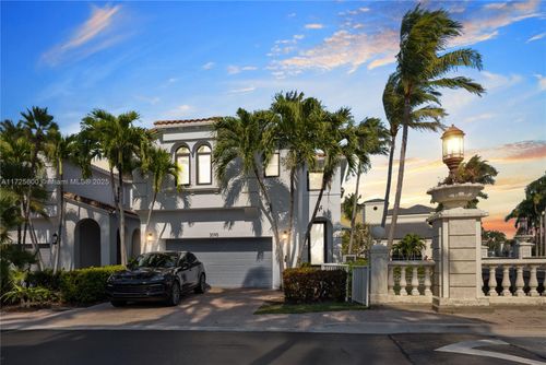 3095 Ne 208th Ter, Aventura, FL, 33180 | Card Image