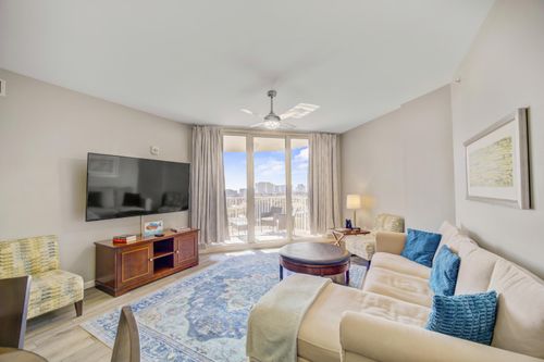 2808-4207 Indian Bayou Trl, Destin, FL, 32541-4352 | Card Image