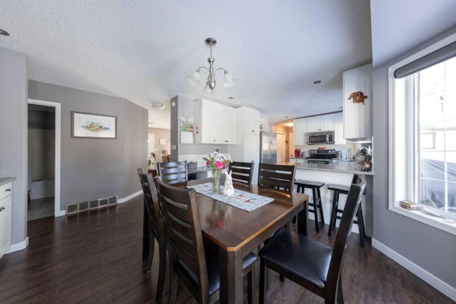 510 2 Street E, Home with 4 bedrooms, 3 bathrooms and 5 parking in Maidstone SK | Image 11