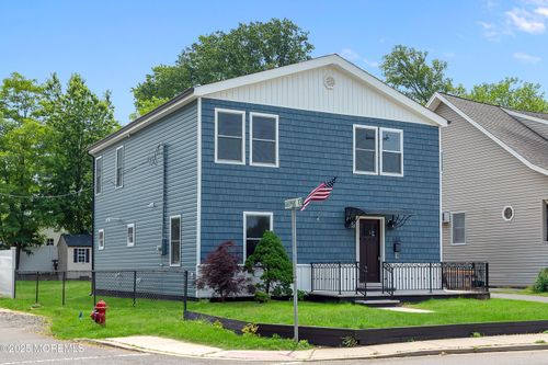 484 S Laurel Ave, Hazlet Township, NJ, 07734-3154 | Card Image