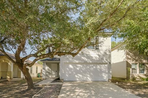 6812 Doyal Dr, Austin, TX, 78747-3901 | Card Image