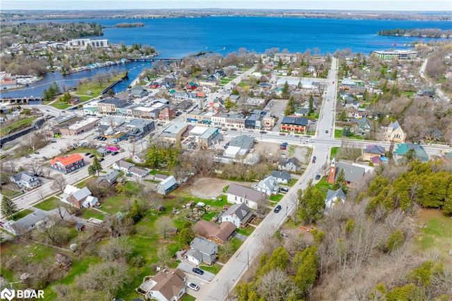 28 Bond St E, House other with 3 bedrooms, 2 bathrooms and 2 parking in Fenelon Falls ON | Image 38
