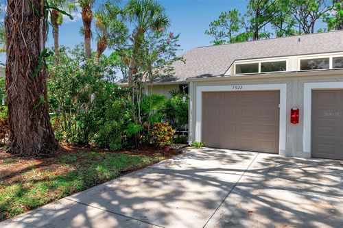 15-7922 Pinegrove Ct, SARASOTA, FL, 34238-2944 | Card Image
