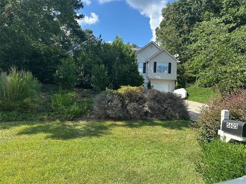 5605 Shadewater Dr, Cumming, GA, 30041-9234 | Card Image
