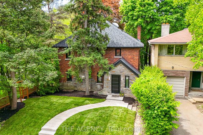 16 Duncannon Dr, House other with 5 bedrooms, 5 bathrooms and 4 parking in Toronto ON | Image 36