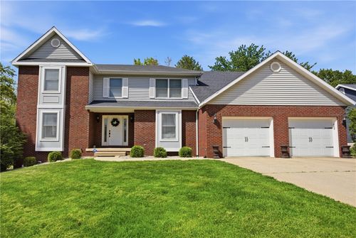 700 Park Hills Dr, Effingham, IL, 62401-3121 | Card Image