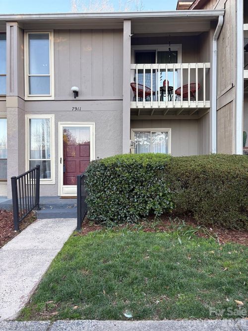 7911 Charter Oak Ln, Charlotte, NC, 28226-4789 | Card Image
