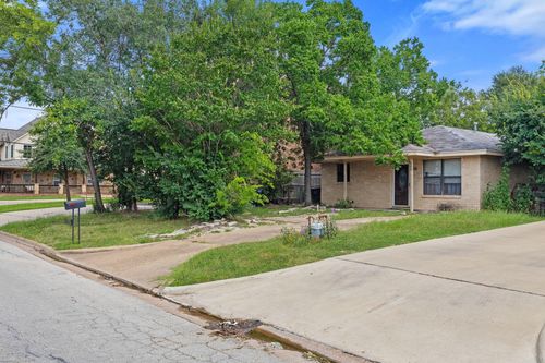 803 Fairview Ave, College Station, TX, 77840-6130 | Card Image