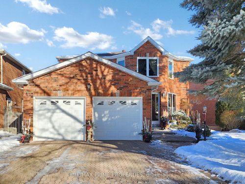 4 Lancashire Rd, Markham, ON, L3R8J8 | Card Image