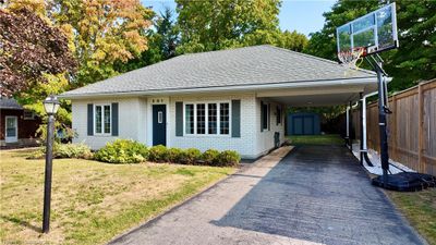 281 Kincardine Ave, House other with 3 bedrooms, 1 bathrooms and 3 parking in Kincardine ON | Image 1