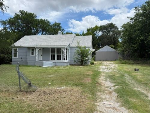 2404 Fairway Dr, Fort Worth, TX, 76119-4606 | Card Image