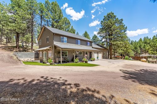 3348 Happy Trails Dr, Flagstaff, AZ, 86005-9342 | Card Image