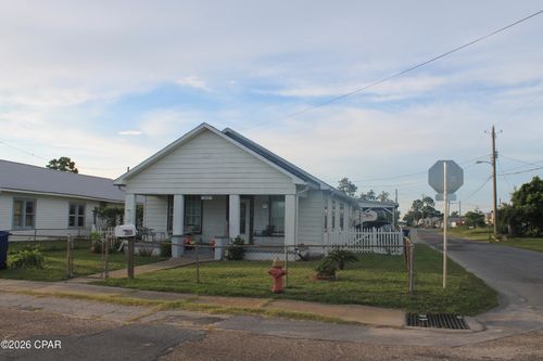 3035 E 5th St, Panama City, FL, 32401-5209 | Card Image