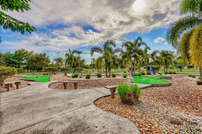 3893 Dafilee Cir, House other with 2 bedrooms, 2 bathrooms and null parking in West Palm Beach FL | Image 45
