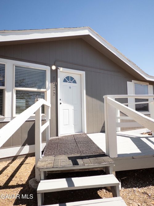 8925 Oleander Avenue Avenue, California City, CA, 93505 | Card Image