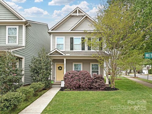20025 Metaphor Mews, Davidson, NC, 28036-8109 | Card Image