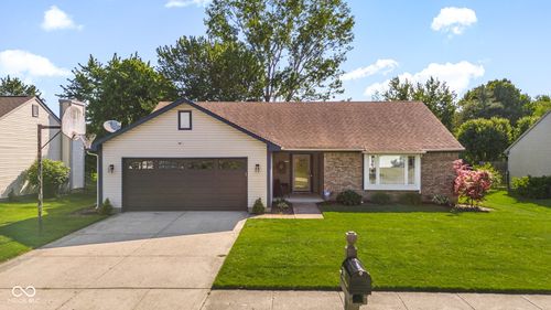 7861 Janel Dr, Indianapolis, IN, 46237-9326 | Card Image