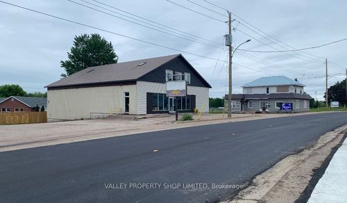 1043 Pembroke St W, Pembroke, ON, K8A5R3 | Card Image
