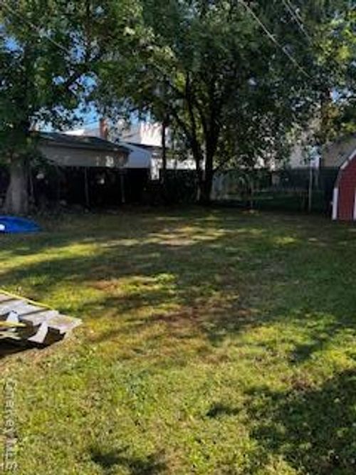 4919 169th St, Fresh Meadows, NY, 11365-1010 | Card Image