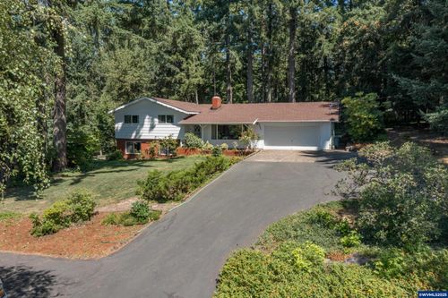 7260 Nw Valley View Dr, Corvallis, OR, 97330 | Card Image
