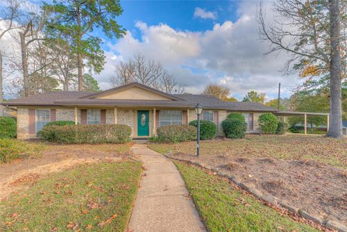 458 E Lake Dr, Livingston, TX, 77351-6013 | Card Image