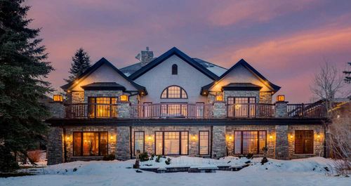 {{alt}} | Card Image