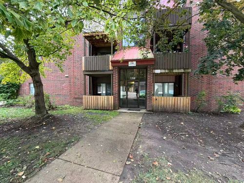 apt-l-1350 Brook St, St. Charles, IL, 60174-1653 | Card Image