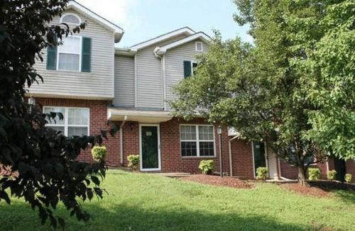 128 Waterview Dr, Hendersonville, TN, 37075-6504 | Card Image