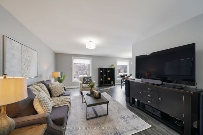 125 Guthrie Cres, House other with 3 bedrooms, 2 bathrooms and 4 parking in Whitby ON | Image 14