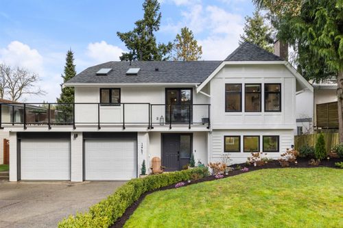12751 27a Ave, Surrey, BC, V4A2N5 | Card Image
