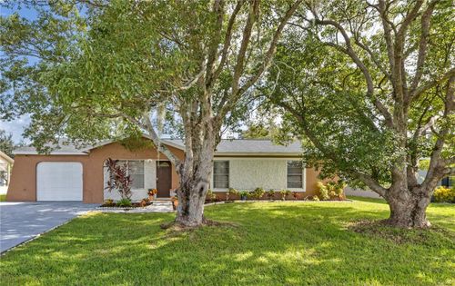 819 Nelson Dr, Kissimmee, FL, 34758-3026 | Card Image