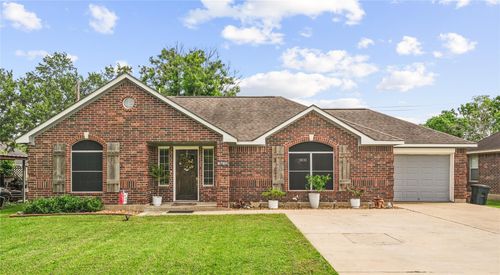 7673 County Road 669b, Alvin, TX, 77511-1083 | Card Image