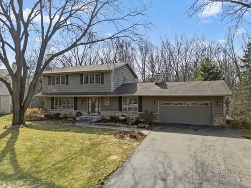 10665 Northmark Dr, Eden Prairie, MN, 55344-4070 | Card Image